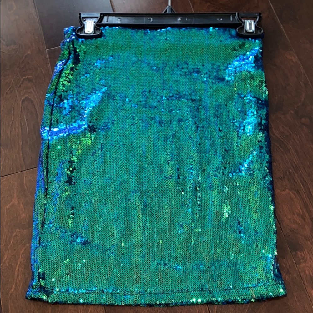 Sequin skirt